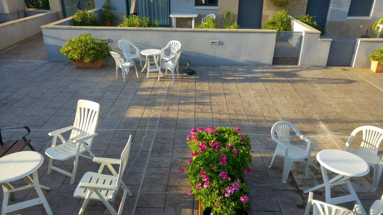 Apartaments Las Carolinas Sant Carlos de la Ràpita 外观 照片